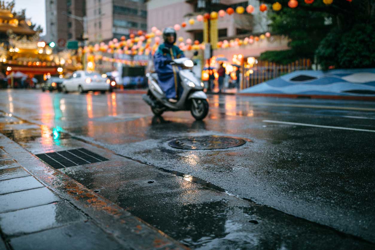 騎士們，你還在靠運氣保命嗎？機車防禦駕駛(中篇)